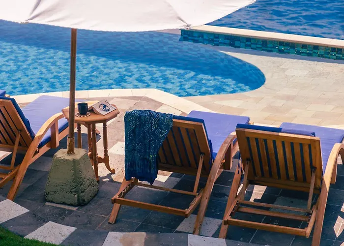 Aquamarine Seaview Villa *