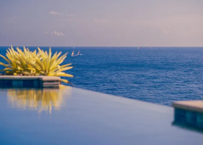 Aquamarine Seaview Villa Amed
